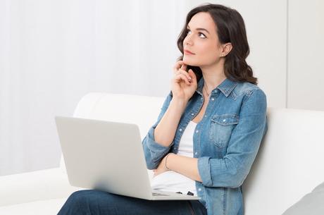 ¿la escasez de flujo menstrual te preocupa? Sangrado De Implantacion Todo Lo Que Deberias Saber Ivi Blog