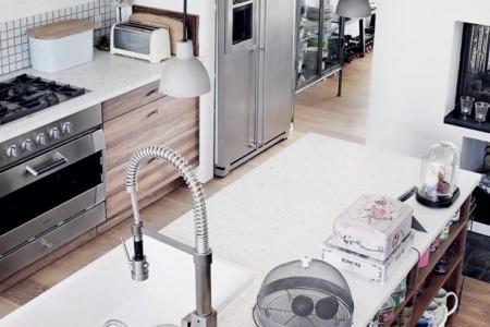 Decoración bohemia para el otoño texturas de otoño decoración sofá berenjena sofá azul sillon blanco muebles de diseño mesas de madera natural lámparas de diseño lámparas con pasamanería estilo nórdico electrodomésticos gaggenau diseño de interiores decoración en colores naturales decoración de interiores colores decoración otoño cojines plateados cojines estilo árabe cocina moderna chimenea bañeras de porcelana de color bañera sin obra