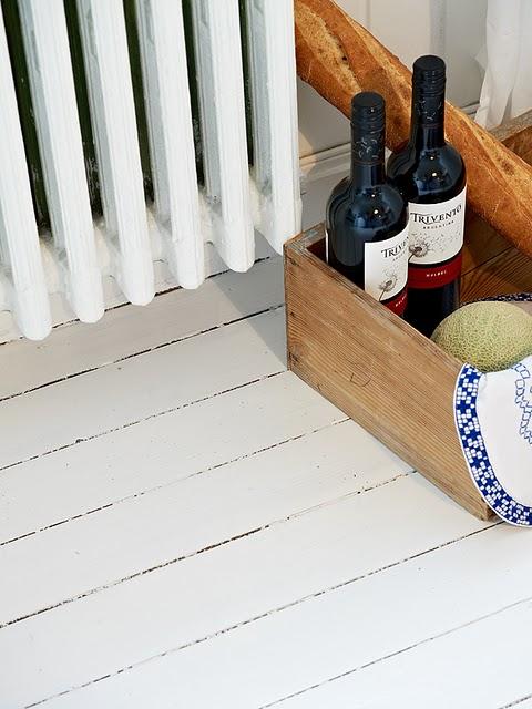 DECO...LITTLE APARTMENT