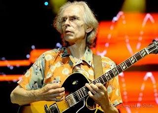 Las guitarras de STEVE HOWE en 
