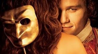 Estrategias de Seducción. Crea una falsa sensación de seguridad: Acércate indirectamente Estrategias de Seducción. Crea una falsa sensación de seguridad: Acércate indirectamente