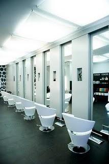 Renueva tu look en un ambiente único y vanguardista