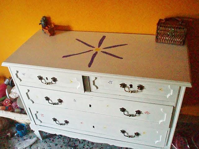 Núria nos enseña el nuevo look vintage romántico de su cómoda