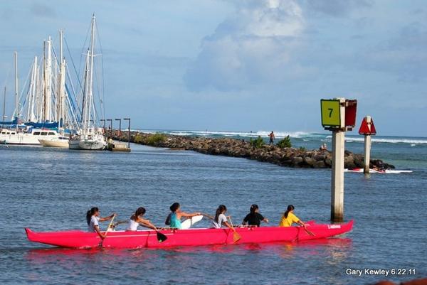 El swell mas grande de la decada golpea el South Shore de Oahu