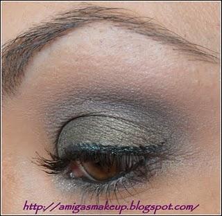 Look Otoñal Grisaceo Y Oliva