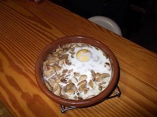 Receta Champiñones en salsa con huevo Receta Champiñones en salsa con huevo