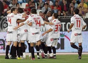 Sevilla celebrando gol