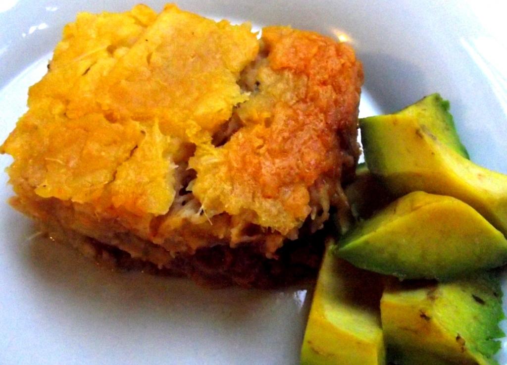 ¡Pastelon de plátano maduro y yuca!