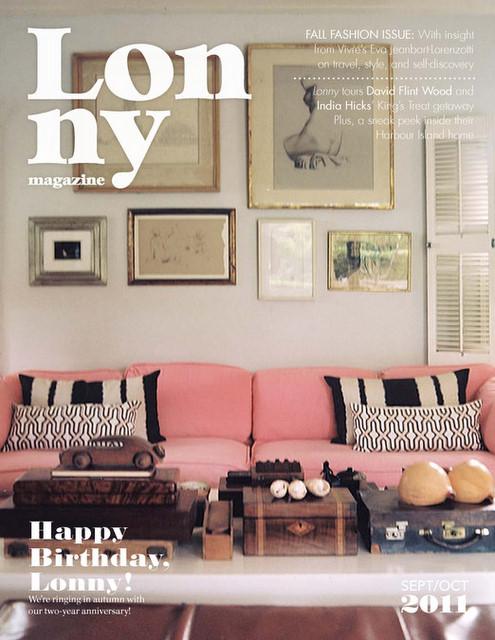 Una casa en blanco y negro en el nuevo número de Lonny