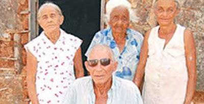 Hombre de 90 años tiene 50 hijos con su mujer, su cuñada y su suegra