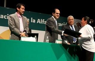 Educación, piedra angular y punto de partida para erradicar la pobreza y fomentar la salud: DKT