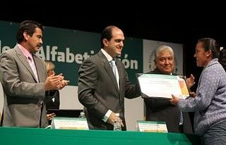 Educación, piedra angular y punto de partida para erradicar la pobreza y fomentar la salud: DKT