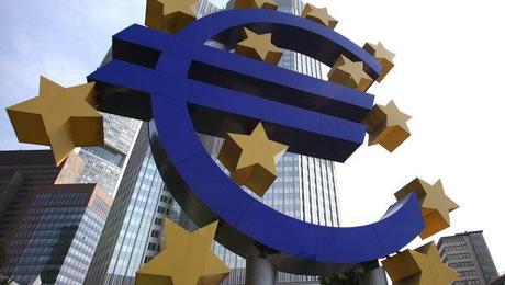 Grecia estudia celebrar referéndum sobre la continuidad en el euro según prensa