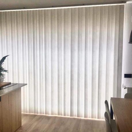 ~ Cortina Vertical Textil.