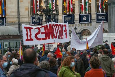 La protesta republicana en los Premios Princesa de Asturias: “La monarquía ya no tiene sentido”.