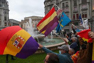 La protesta republicana en los Premios Princesa de Asturias: “La monarquía ya no tiene sentido”.