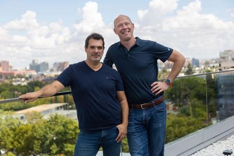 La tecnológica española Devo levanta una ronda de financiación de 250M de dólares liderada por TCV