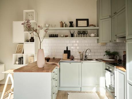 delikatissen scandi tiny apartment scandi romantic nordic pastel colors decor girls apartment estilo nórdico para chicas decoración femenina decoración coqueta decoración acogedora y cálida charming decor apartamento femenino  