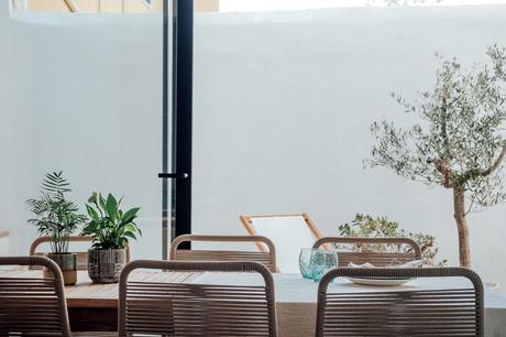 comedor con vistas al patio