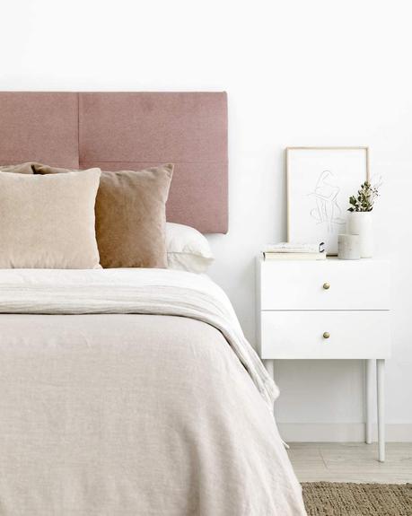 Cabecero para habitaciones minimalistas de Kenay Home