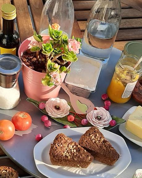 BIZCOCHITOS DE AVELLANAS Y CHOCOLATES