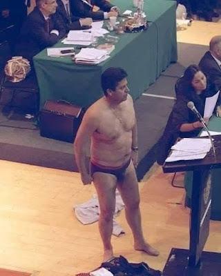 El albiolismo pierde la alcaldía de Badalona, pero sigue vivo y coleando.