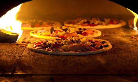 Las pizzas de sabor único y tradicional que ofrece Mozzarella & Basilico Las pizzas de sabor único y tradicional que ofrece Mozzarella & Basilico
