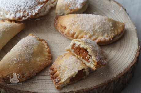 Empanadillas rellenas de dulce de boniato