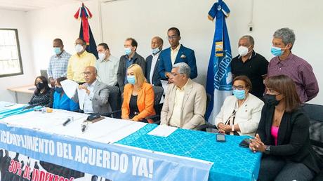 Paralizadas docencia y labores administrativas en la UASD por incumplimiento del gobierno.