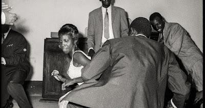 MALI TWIST (Francia, Canadá, Senegal, Italia, Mali; 2021) Drama, Político, Social, Histórico, Romántico MALI TWIST (Francia, Canadá, Senegal, Italia, Mali; 2021) Drama, Político, Social, Histórico, Romántico