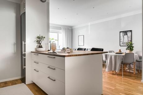 delikatissen white scandi kitchen tiny kitchen tiny apartment scandi kitchen open-plan open kitchen cocina pequeña diseño cocina nórdica abierta cocina escandinava cocina con península cocina blanca  