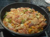 Pollo y verduras para curry