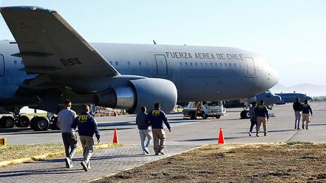 Chile: Expulsan a 120 venezolanos y colombianos, la mayor operación de deportación realizada este año