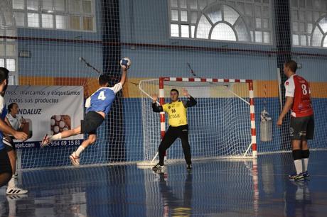Montequinto y Triana se vuelven a ver en un derby, ahora masculino Montequinto y Triana se vuelven a ver en un derby, ahora masculino