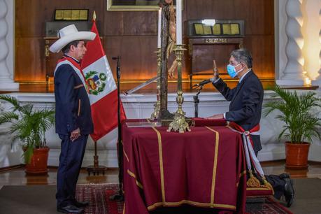 Presidente Castillo saluda nombramiento de Avelino Guillén como ministro del Interior Presidente Castillo saluda nombramiento de Avelino Guillén como ministro del Interior