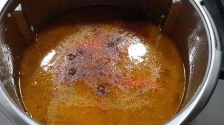 Fideuá con Pollo Thermomix ® Echamos el caldo y cocinamos