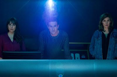 Tres: fuera de sincro