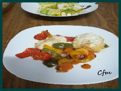 Bakalao con pimientos tricolor