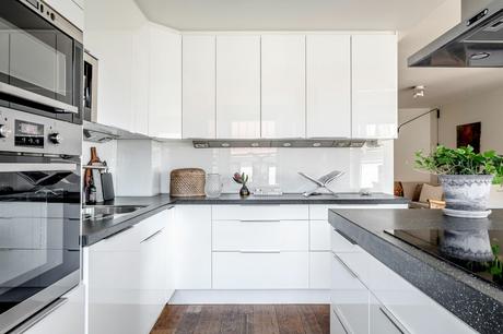 delikatissen scandinavian kitchen scandinavian apartament scandi style modern scandi decor kitchen island distribución abierta decoración nórdica decoración moderna cocina con isla cocina abierta apartamento sueco  