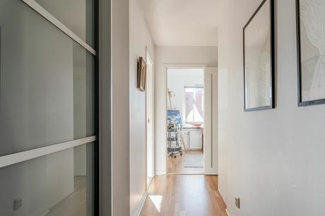 delikatissen scandinavian kitchen scandinavian apartament scandi style modern scandi decor kitchen island distribución abierta decoración nórdica decoración moderna cocina con isla cocina abierta apartamento sueco  