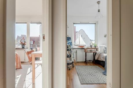 delikatissen scandinavian kitchen scandinavian apartament scandi style modern scandi decor kitchen island distribución abierta decoración nórdica decoración moderna cocina con isla cocina abierta apartamento sueco  