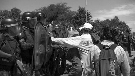 Resistiendo al Olvido, Resistiendo al Leviatán Resistiendo al Olvido, Resistiendo al Leviatán