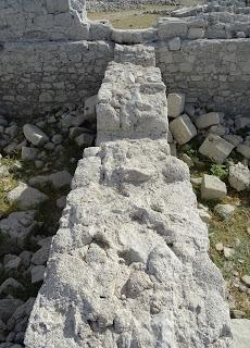 Imagen del mes: Templo romano de la Cilla, en las ruinas de Talavera la Vieja