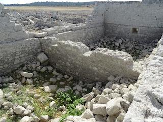 Imagen del mes: Templo romano de la Cilla, en las ruinas de Talavera la Vieja