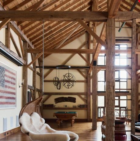 Antiguo Granero Remodelado en Estilo Rustico