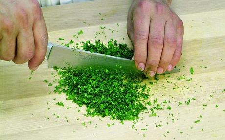 Alcachofas en salsa verde