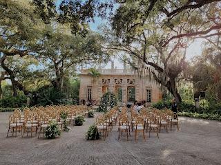 Inspiración: Casamiento romántico y tropical en Vizcaya Museum
