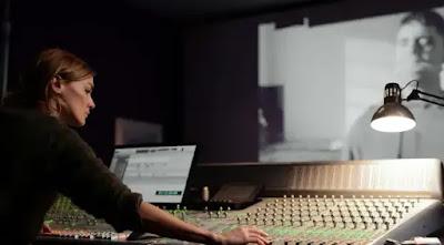 TRES (España, Lituania, Francia; 2021) Fantástico TRES (España, Lituania, Francia; 2021) Fantástico