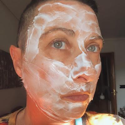 Hydrating Mask With Organic Argan Oil de Douglas Naturals. Viernes de Spa.