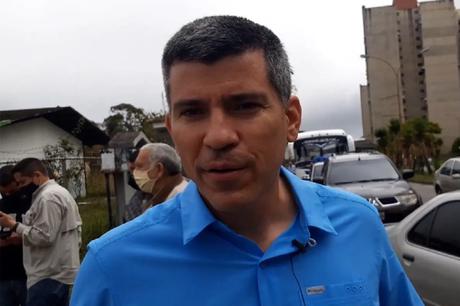 Miranda: David Uzcátegui asegura que hay una “candidatura unitaria” tras la renuncia de Carlos Ocariz